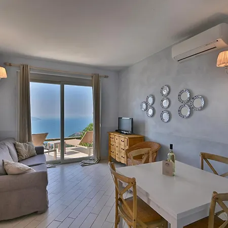 Borgo Le Vigne - L'acqua Vite Only Adults