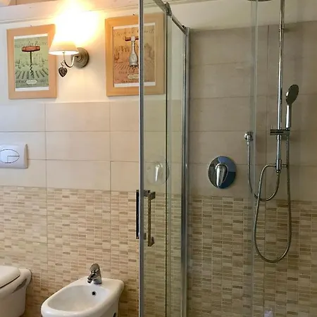 Borgo Le Vigne - L'acqua Vite Only Adults דירה טיניאלה